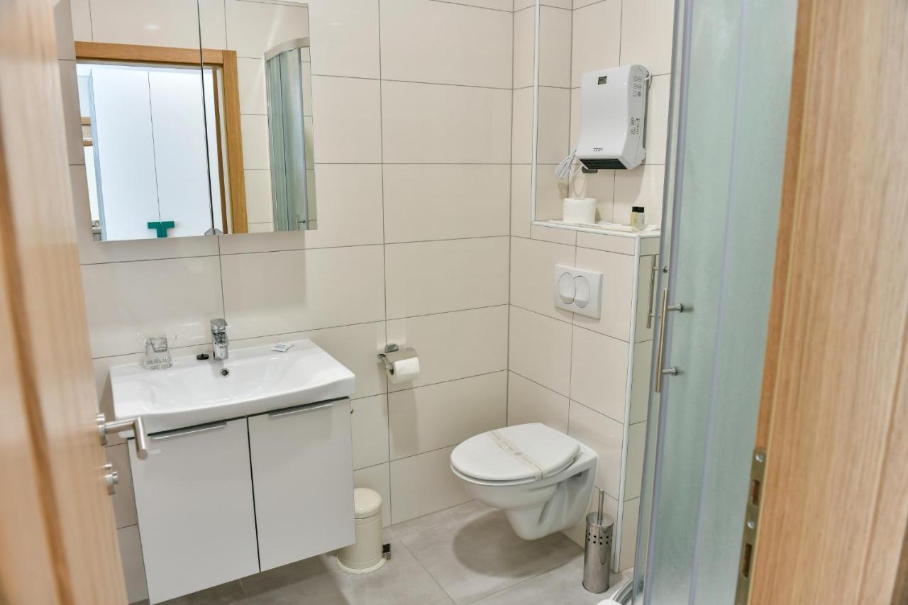 Hostel Green Donji Kraljevoc Extérieur photo